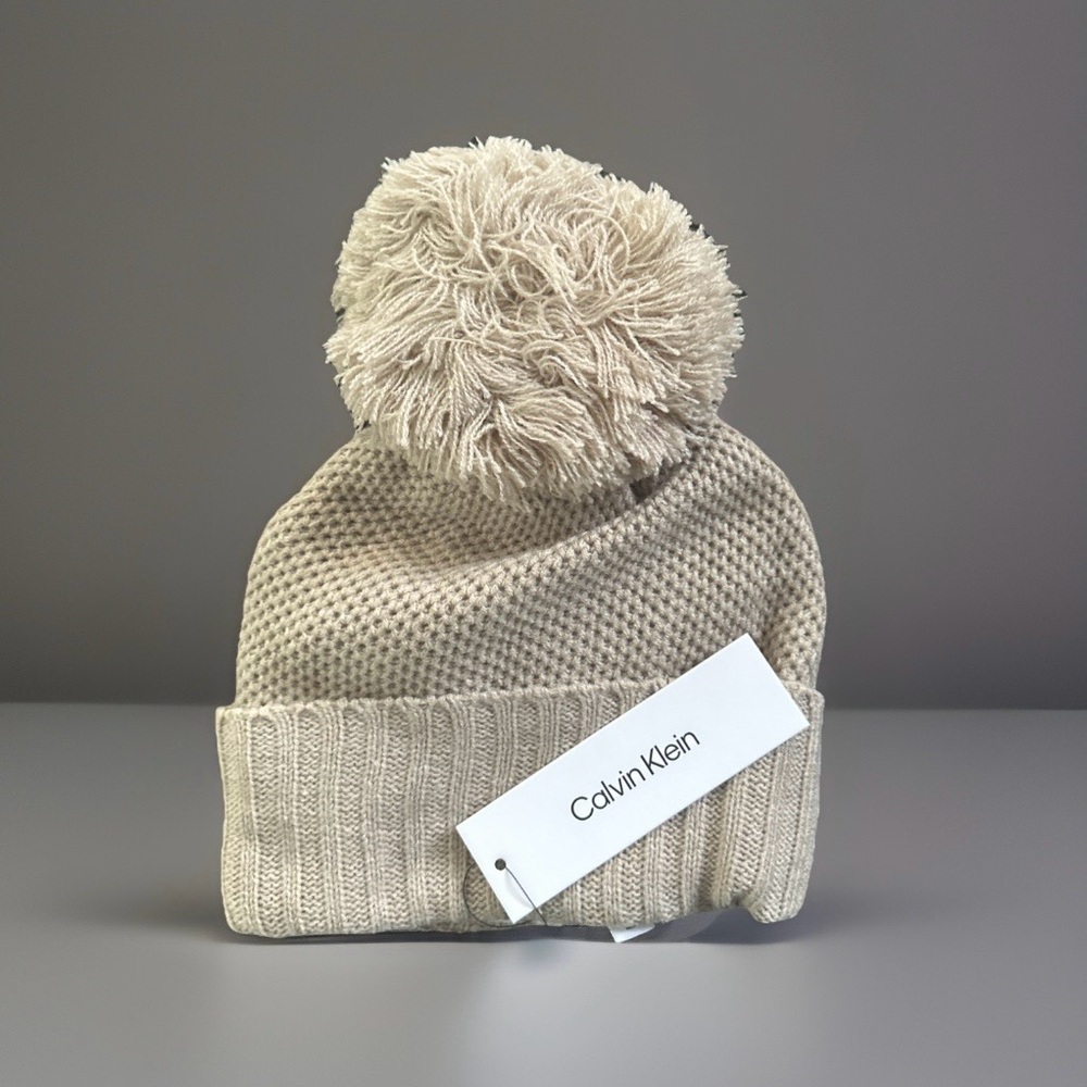 NEW ✨ Calvin Klein Women’s Hat Weathered Almond